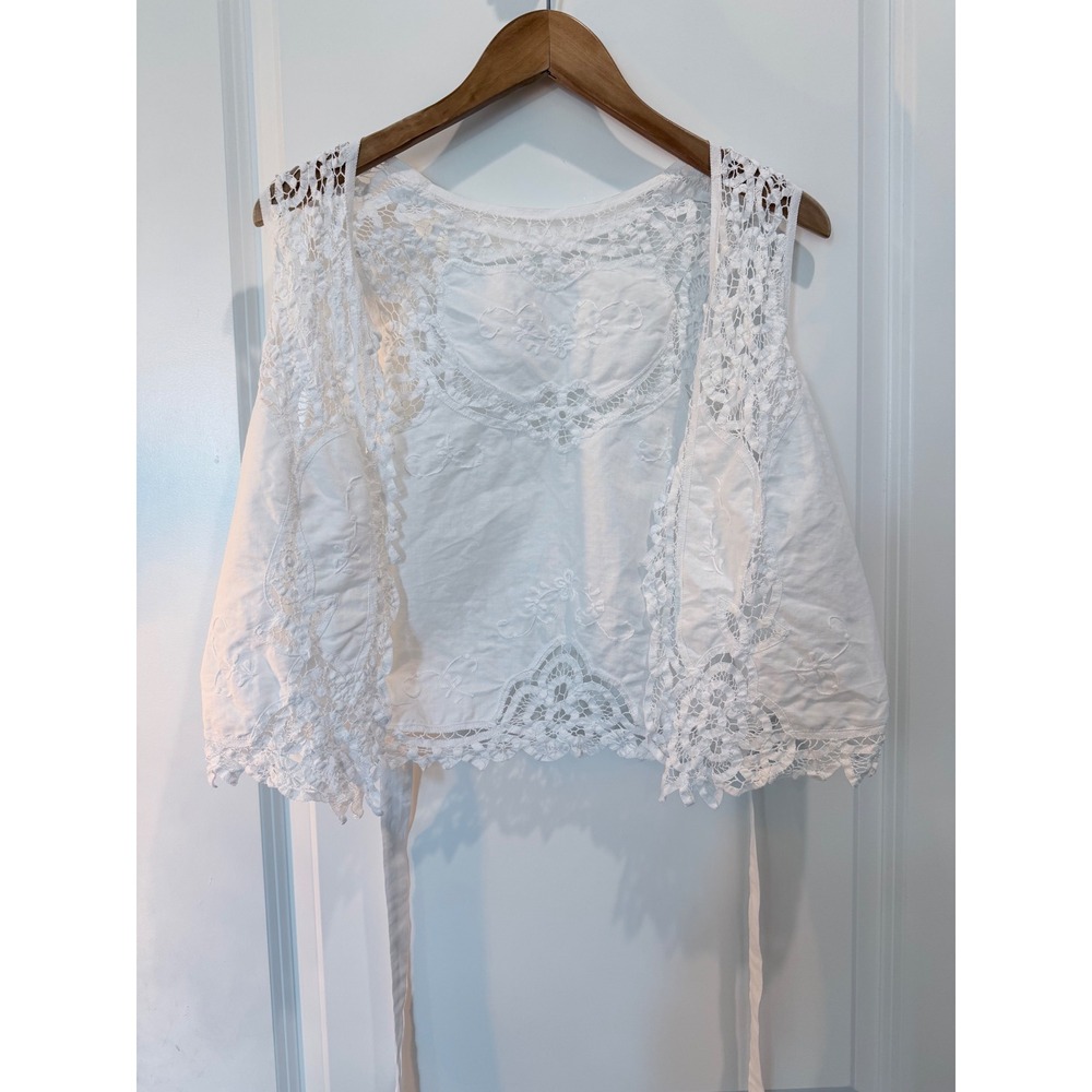 Wimpole Street Creations White Linen Lace Embroidered Tie Back Vest Crop Top
